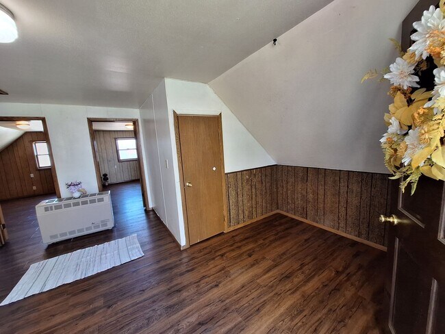 Building Photo - 138 N Wilson St
