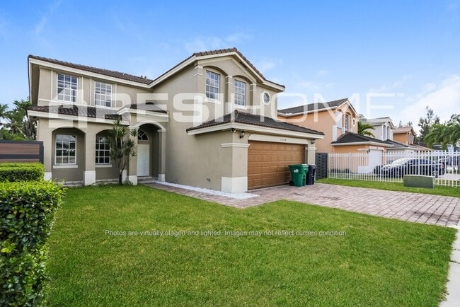 Building Photo - 15554 SW 41st Terrace