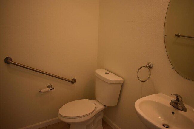 Building Photo - 4670 Tolman Way