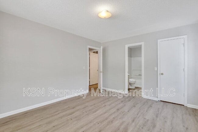 Building Photo - 129 Finn Cir