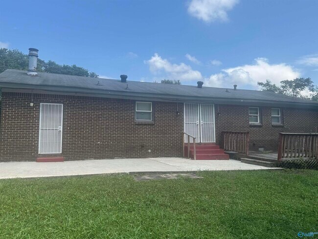 Building Photo - 6401 Matic Rd NW