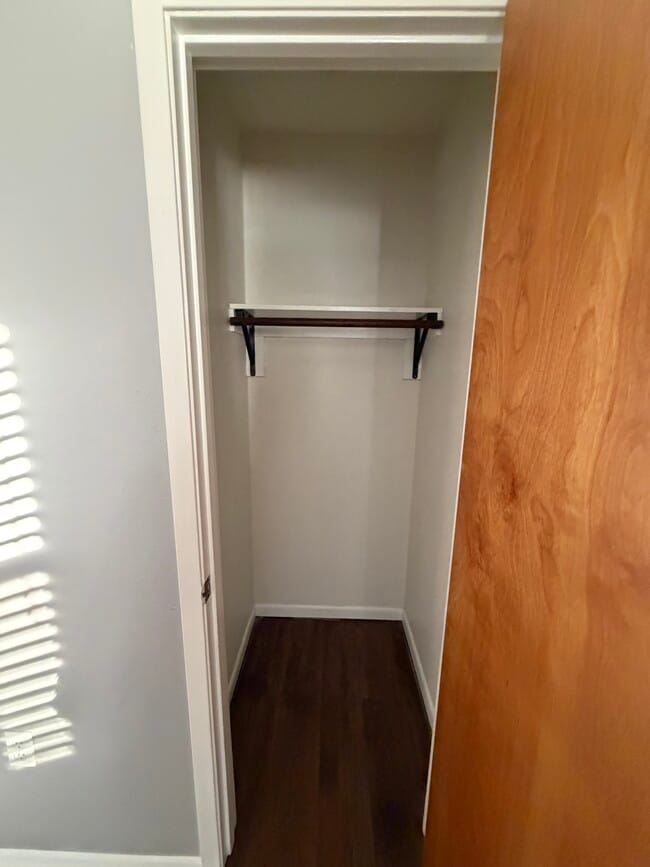 Building Photo - 817 Tanager Rd