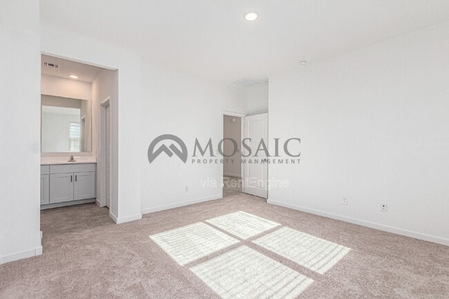 Building Photo - 8821 W Agora Ln