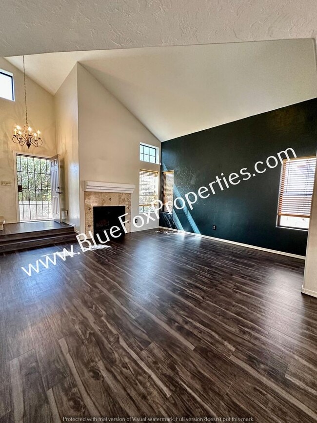 Building Photo - 3062 W Country Fair Dr