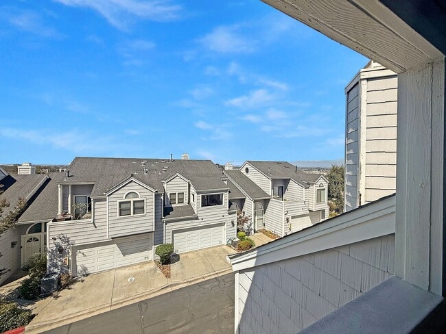 Building Photo - Stunning 2BD/2BA Condo on Scripps Ranch Bl...