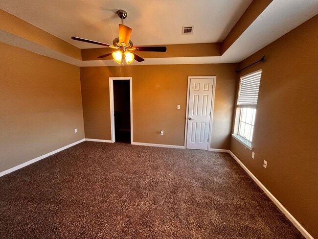 Building Photo - 3/2 in Sherwood