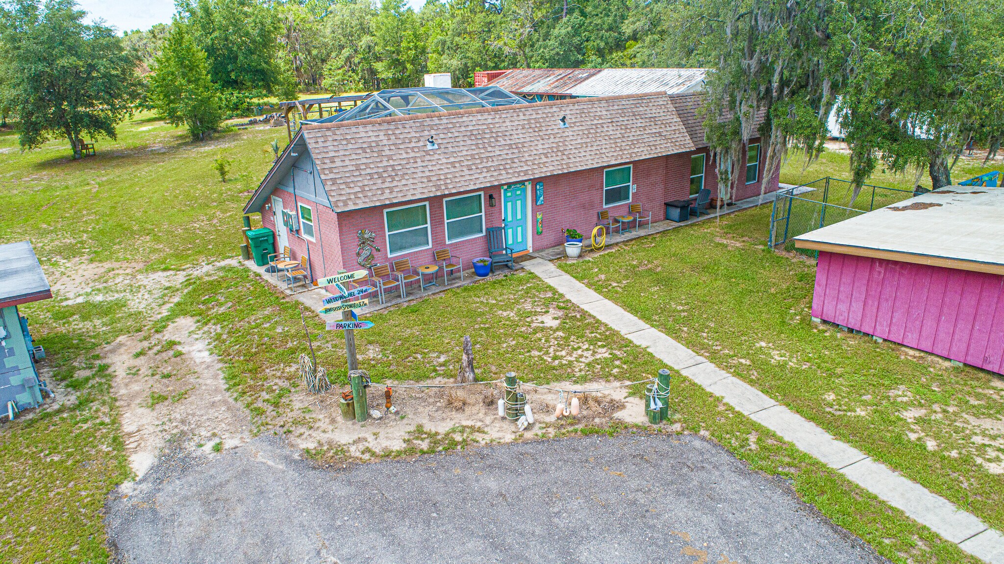 Building Photo - 6656 W Hilger Ct