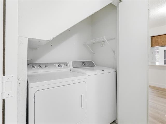 Building Photo - 333 Melrose Dr