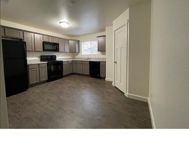 Building Photo - 21155 Gosling Rd