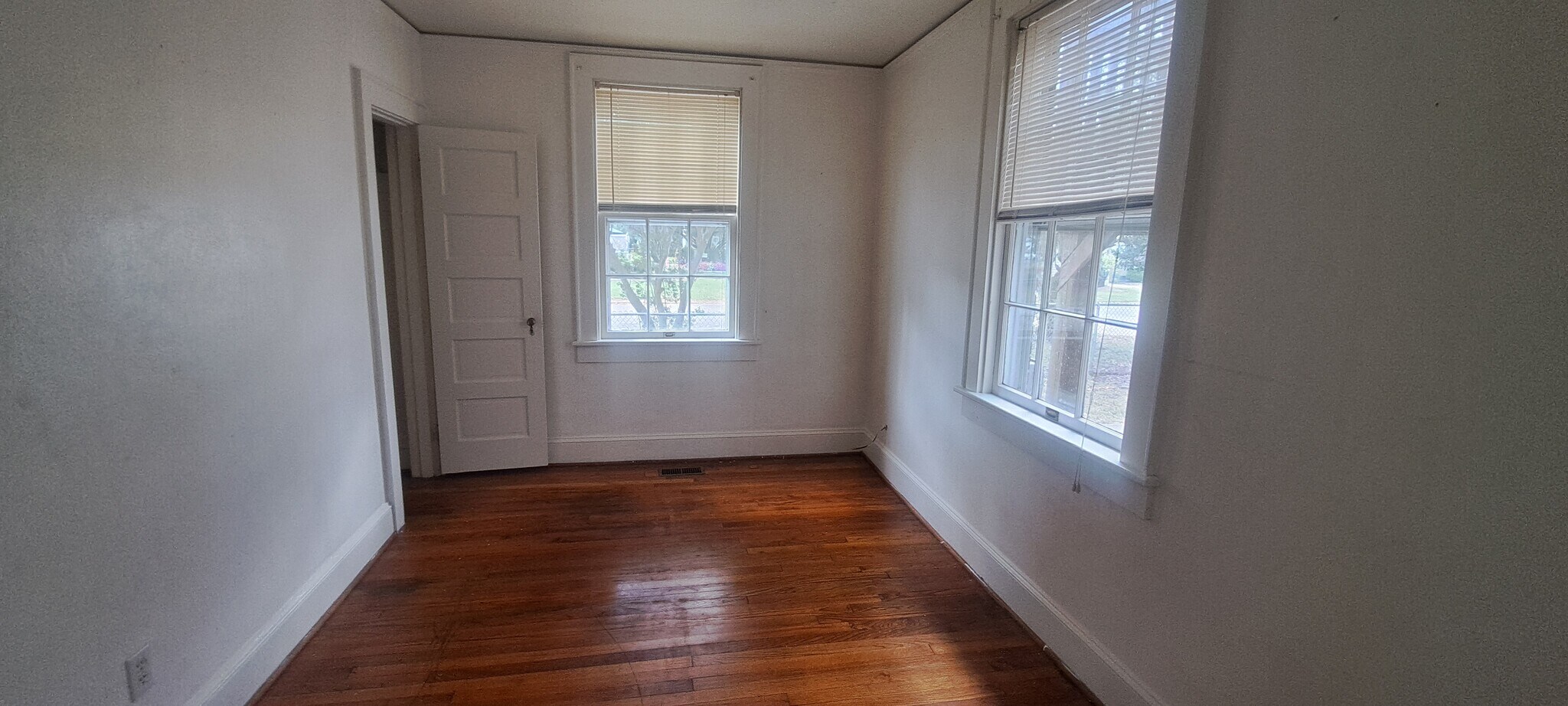Building Photo - 315 Bosley Ave