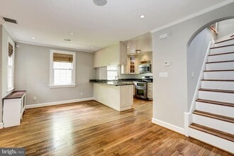 Building Photo - 4350 River Rd NW