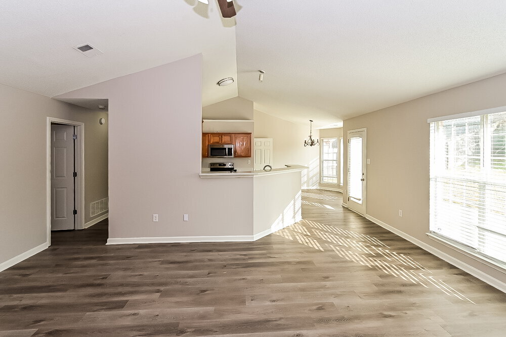 Building Photo - 5870 Tommy Joe Dr