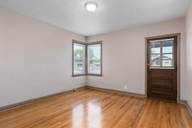 Building Photo - Northampton Non-Assumer