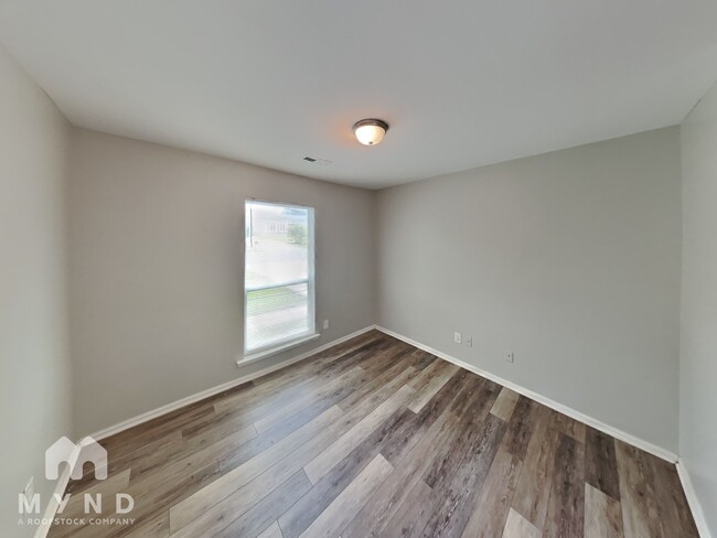 Building Photo - 3403 Southern Ginger Dr