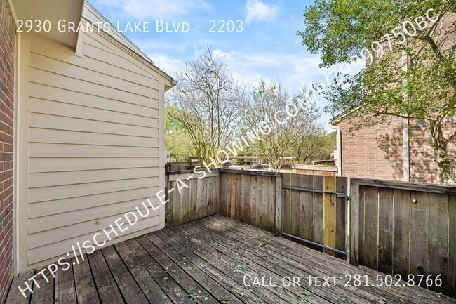 Building Photo - 2930 Grants Lake Blvd