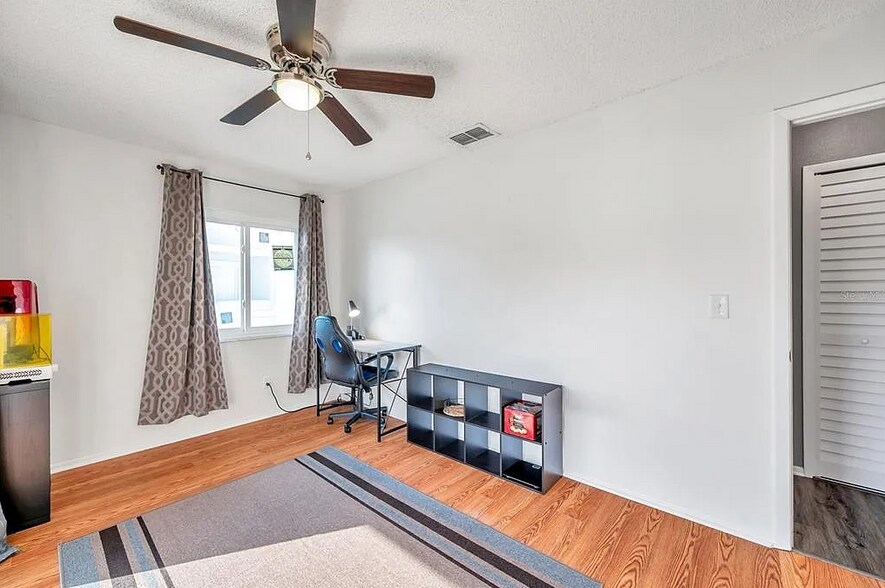Building Photo - 2937 Bough Ave