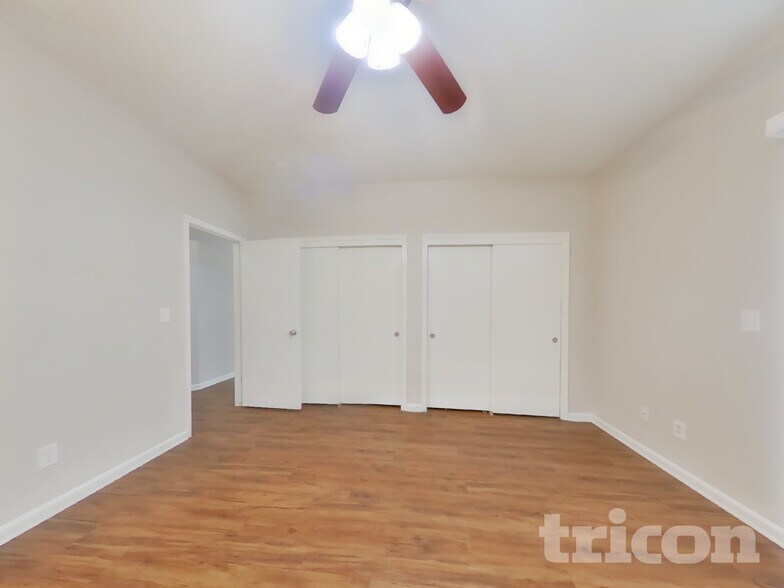 Building Photo - 408 Falcon Dr