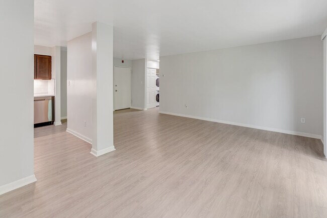 Building Photo - Glencroft Club Apartments