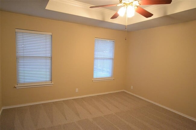 Building Photo - 2106 Hawksbury Way