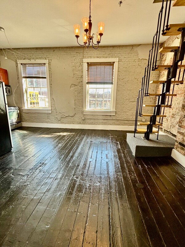 Building Photo - 206 State St
