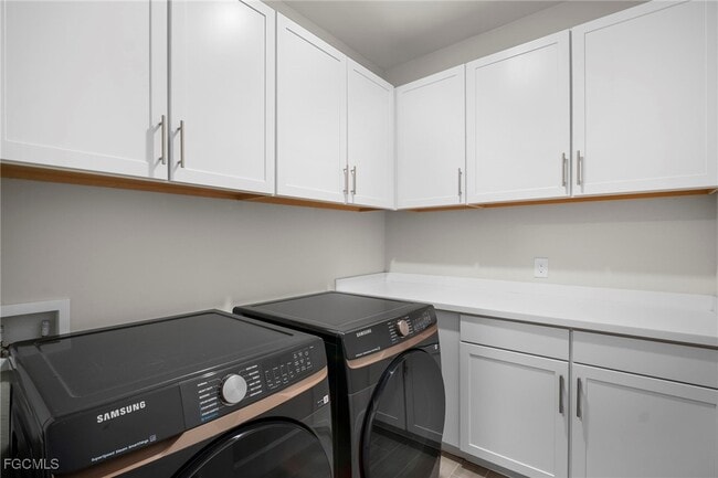 Building Photo - 19001 Aqua Shore Dr