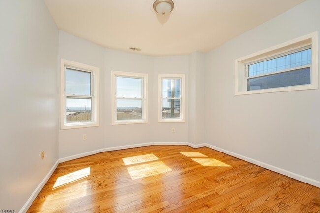 Building Photo - 222 S Rhode Island Ave