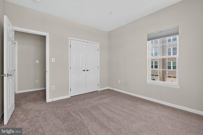 Building Photo - 1303 Cheswick Ln