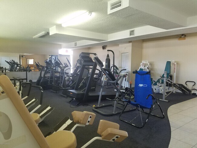 Building Photo - 250 N Banana River Dr