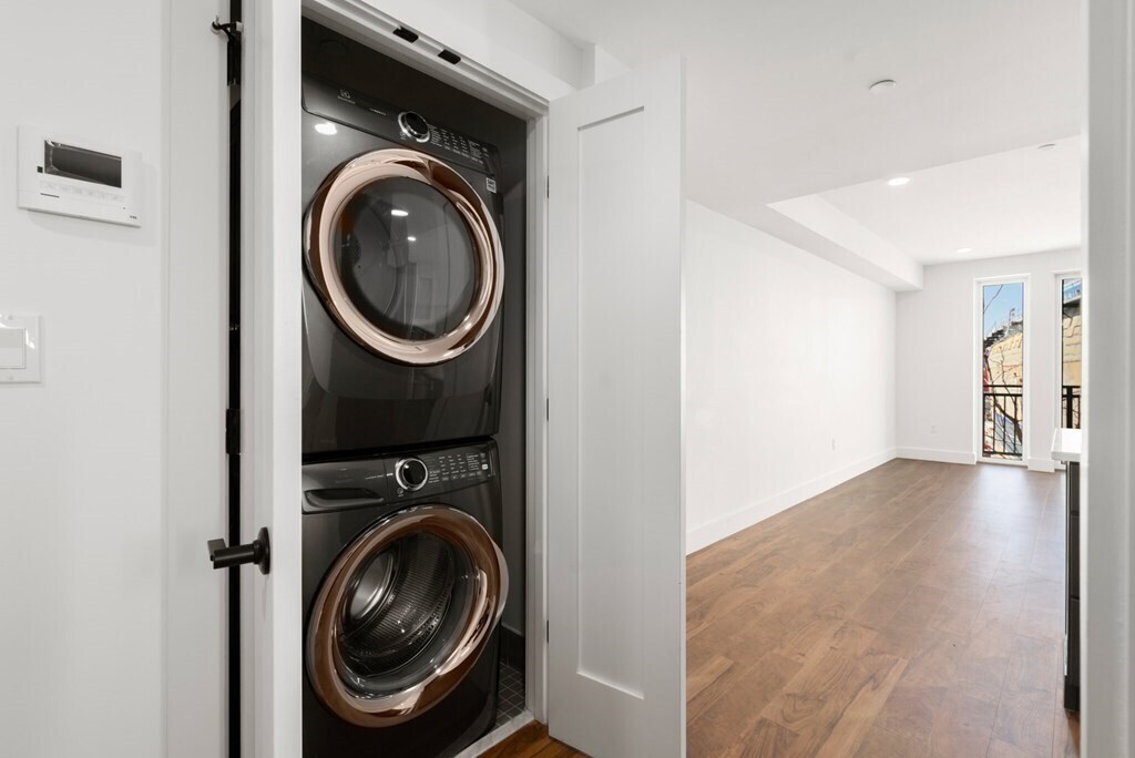 *Pictures are representative samples of the advertised unit. In some cases, the actual units you tou - 58 Hichborn St