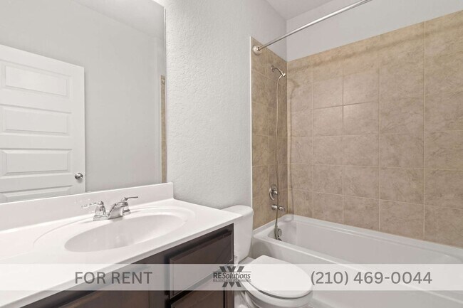 Building Photo - 5526 Daniel Wy