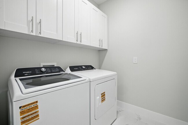 Building Photo - 2838 Tropicana Parkway W