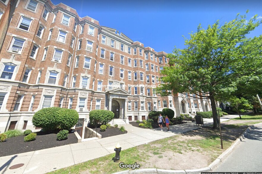 Building Photo - 1175 Boylston St