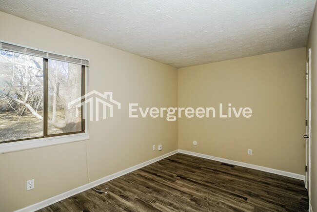 Building Photo - 7818 Inverness Ct