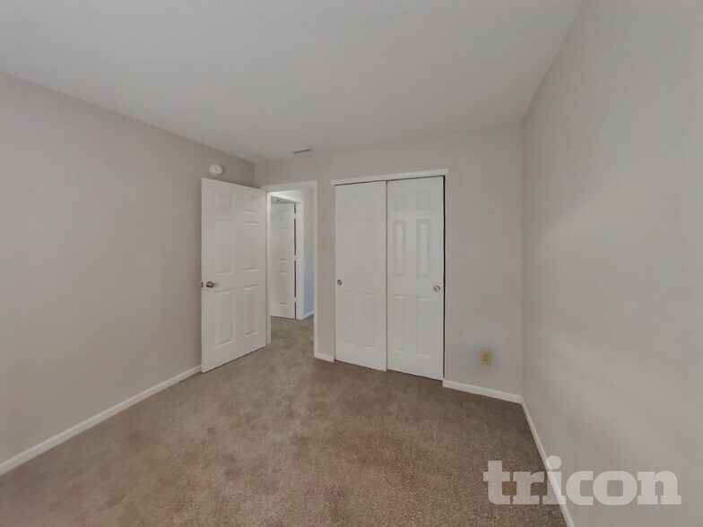 Building Photo - 773 Fern St