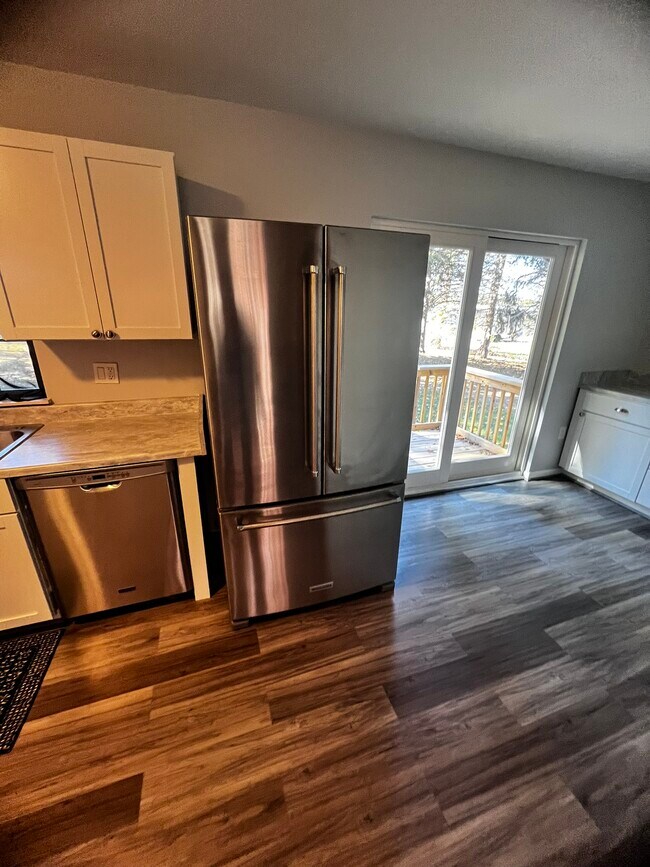 Building Photo - 2615 Metamora Rd