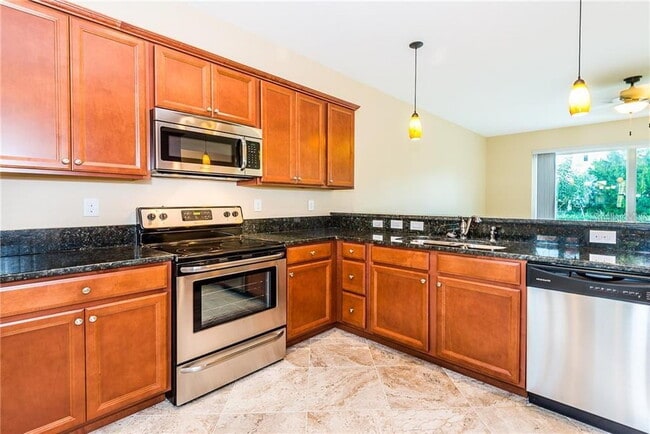Building Photo - "Charming 2-Bed, 2-Bath with Granite Finishes in Burnt Store Isles!"