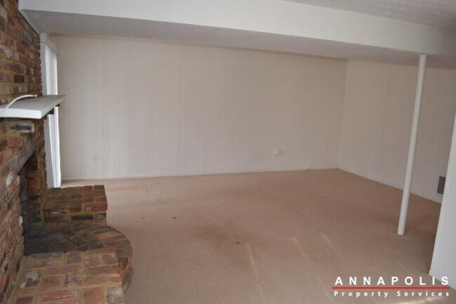Building Photo - 227 dewey drive