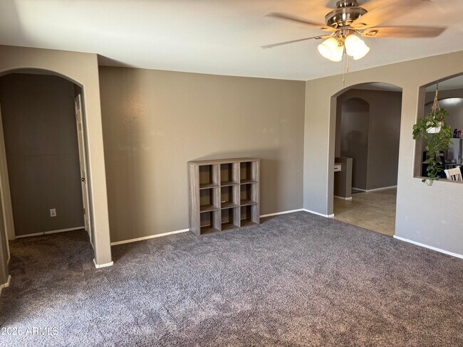 Building Photo - 5943 S 248th Dr