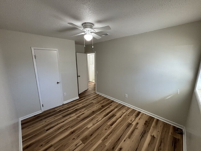 Building Photo - Available FOR RENT in Midland City, AL