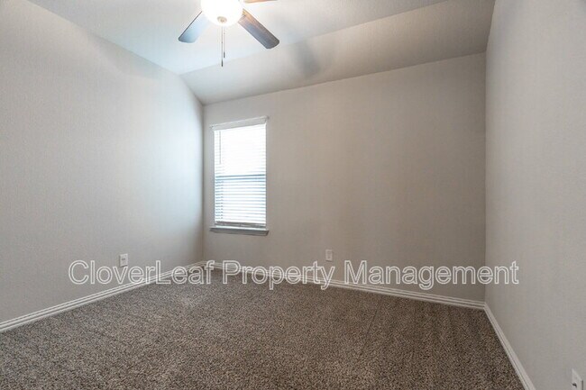 Building Photo - 675 Patriot Dr