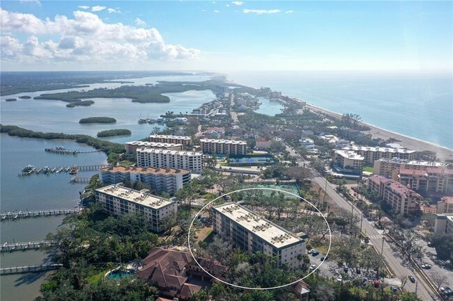 Building Photo - 8625 Midnight Pass Rd