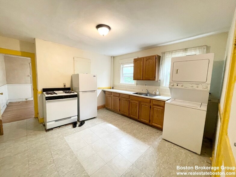 Primary Photo - 6 Mission St