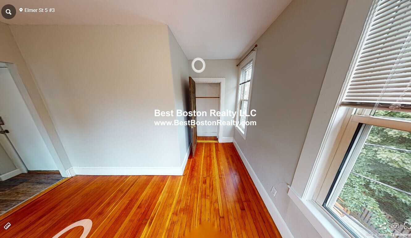 Building Photo - 5 Elmer St