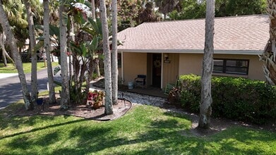 Building Photo - 5037 Village Garden Dr