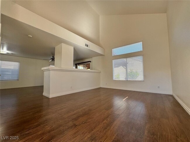 Building Photo - 7962 Traditional Ct