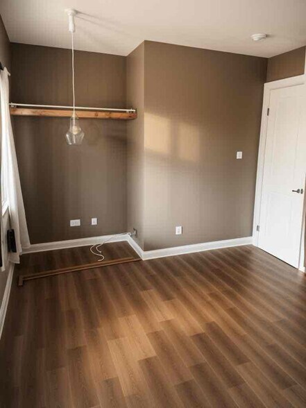 Building Photo - 1832 W Ave K11