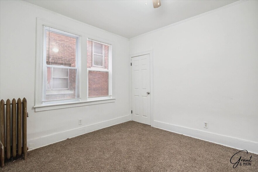 Building Photo - 2433/2435 Pasadena St. -  Missouri Residential Rentals LLC