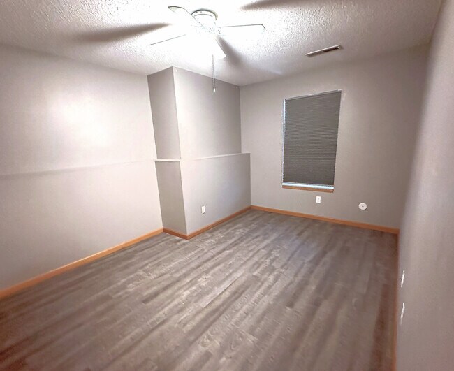 Downstairs Bedroom - 2302 Catskill Ct