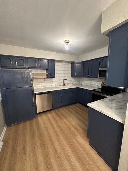 Building Photo - 5155 N 28th St