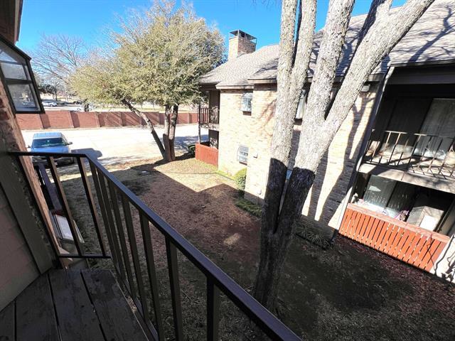 Building Photo - 15221 Berry Trail